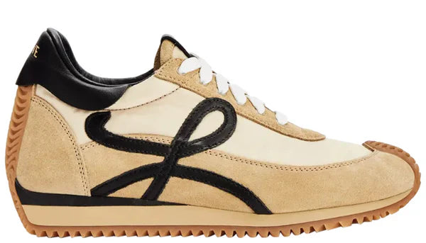Loewe Wmns Flow Runner 'Gold Black'